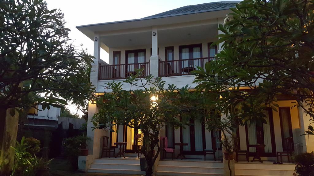 Keke Homestay Sanur Екстер'єр фото